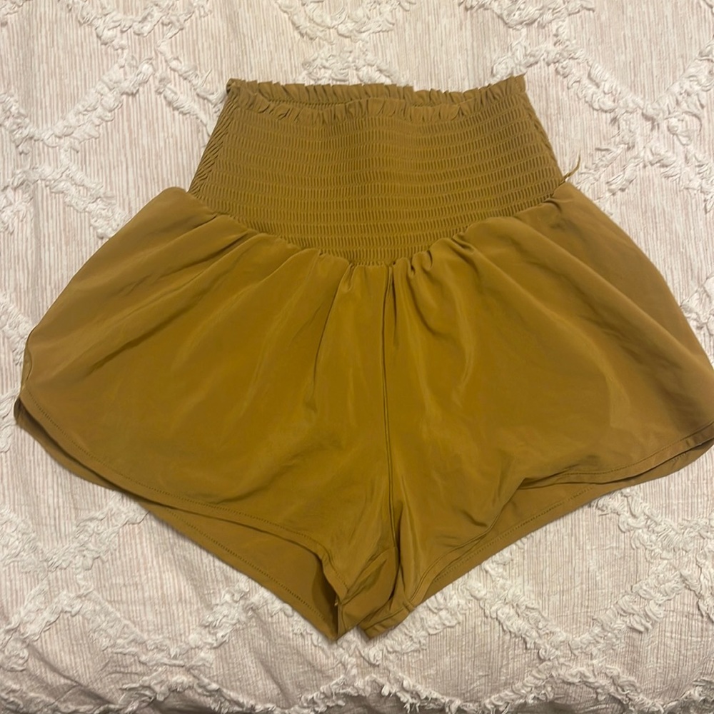 Aerie xs smocked waist shorts